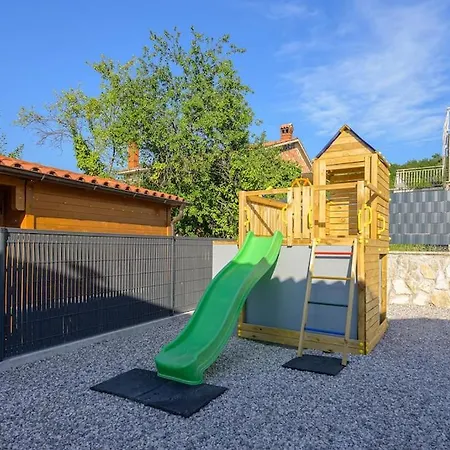 E By Istrialux * Krapan