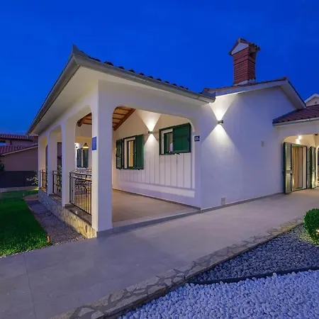 E By Istrialux Villa Krapan