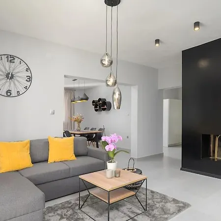 Villa E By Istrialux Krapan