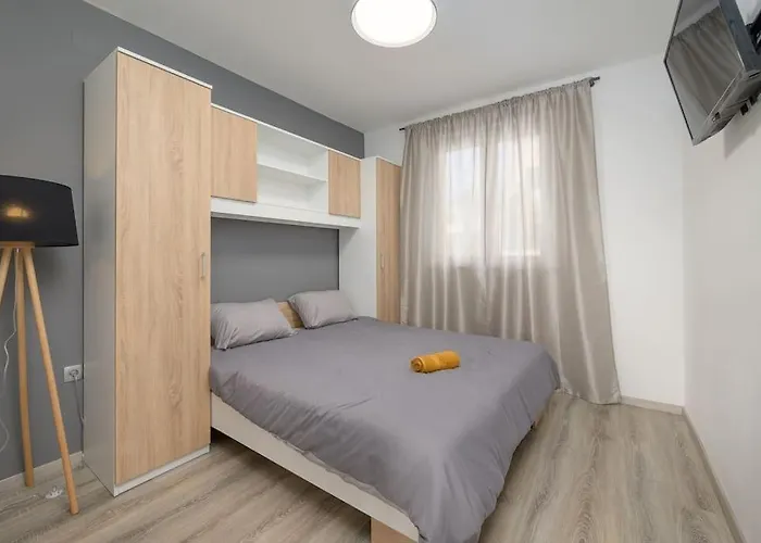 Villa E By Istrialux Krapan