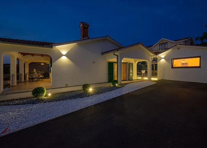 E By Istrialux Villa Krapan